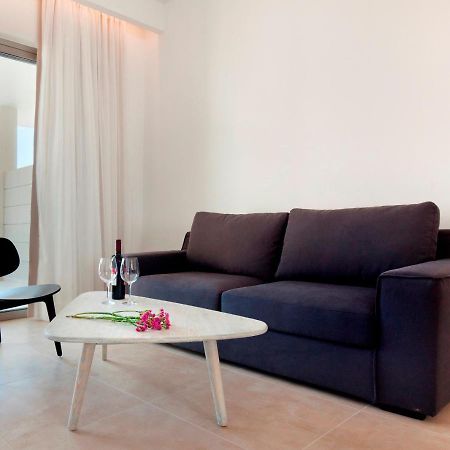 Gold Lagoon Kosher Hotel Paphos Exterior foto