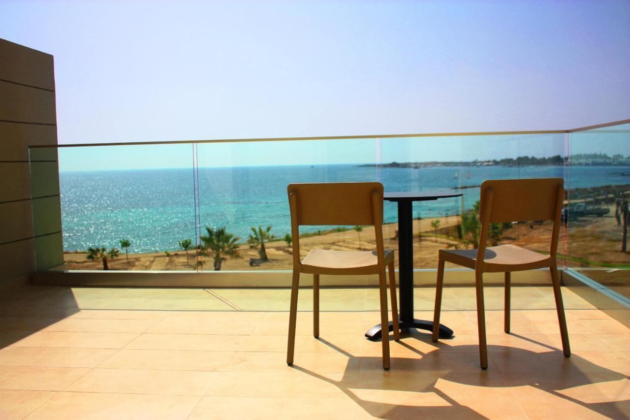 Gold Lagoon Kosher Hotel Paphos Exterior foto